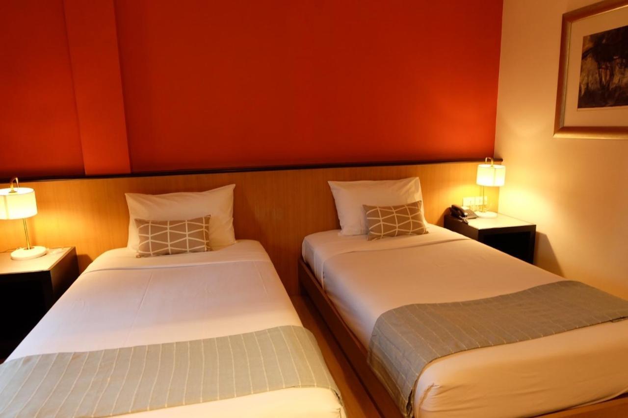 Hôtel The Rose Bangkok Extérieur photo